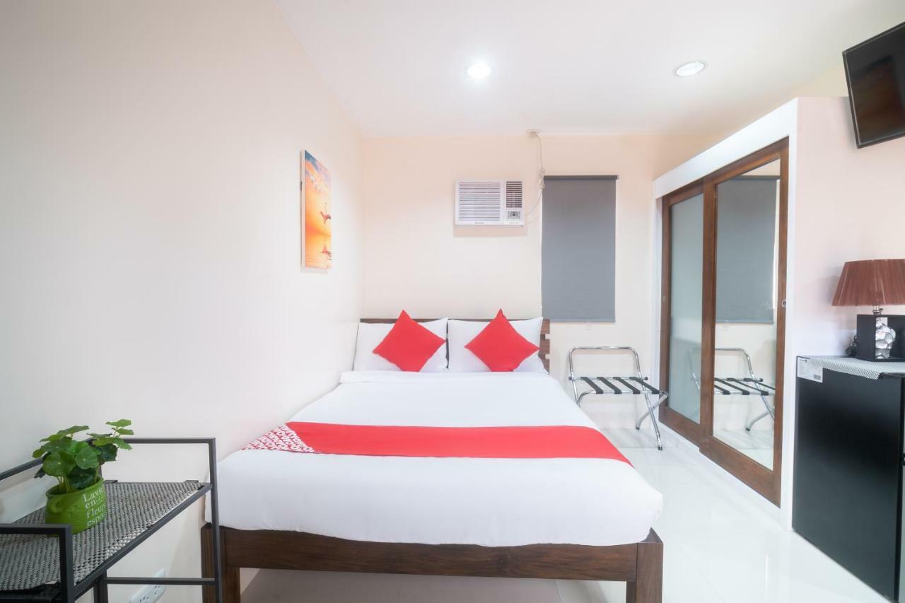 Oyo 199 Solange Apartelle Davao Exterior foto